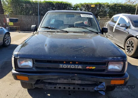 1991 Toyota Pickup 1/2 Ton Short Wheelbase из США, поврежденный, VIN JT4RN81A1M0079361